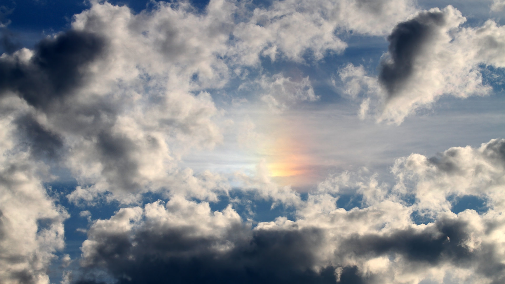 爱游戏体育入口-勒沃库森锋线压迫力十足持续扩大领先，勒沃库森吧