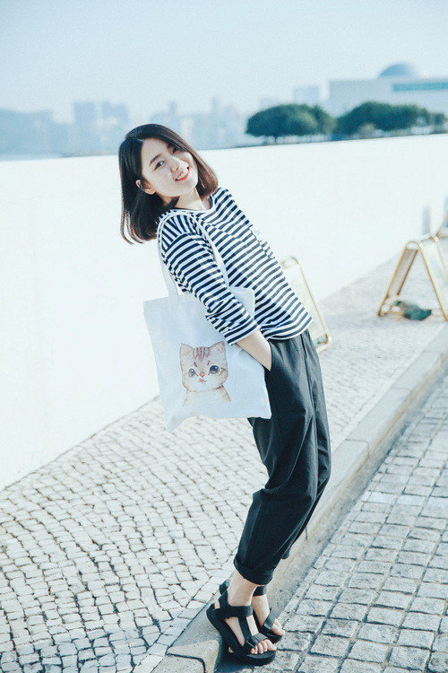 尼日尔男篮在非洲锦标赛中夺冠，推动当地体育发展