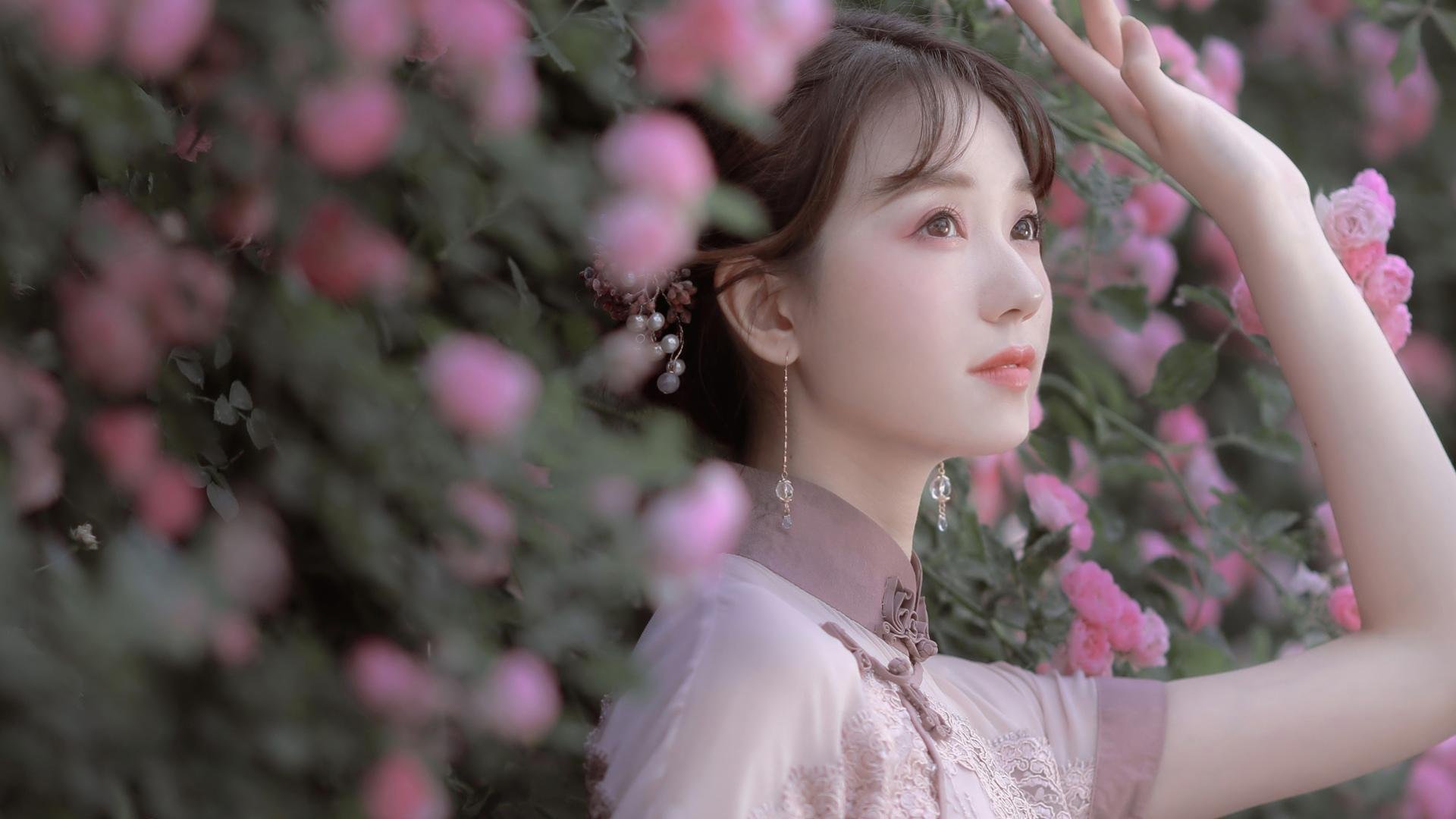 詹姆斯封盖对手引爆主场欢呼,詹姆斯封盖库里图片